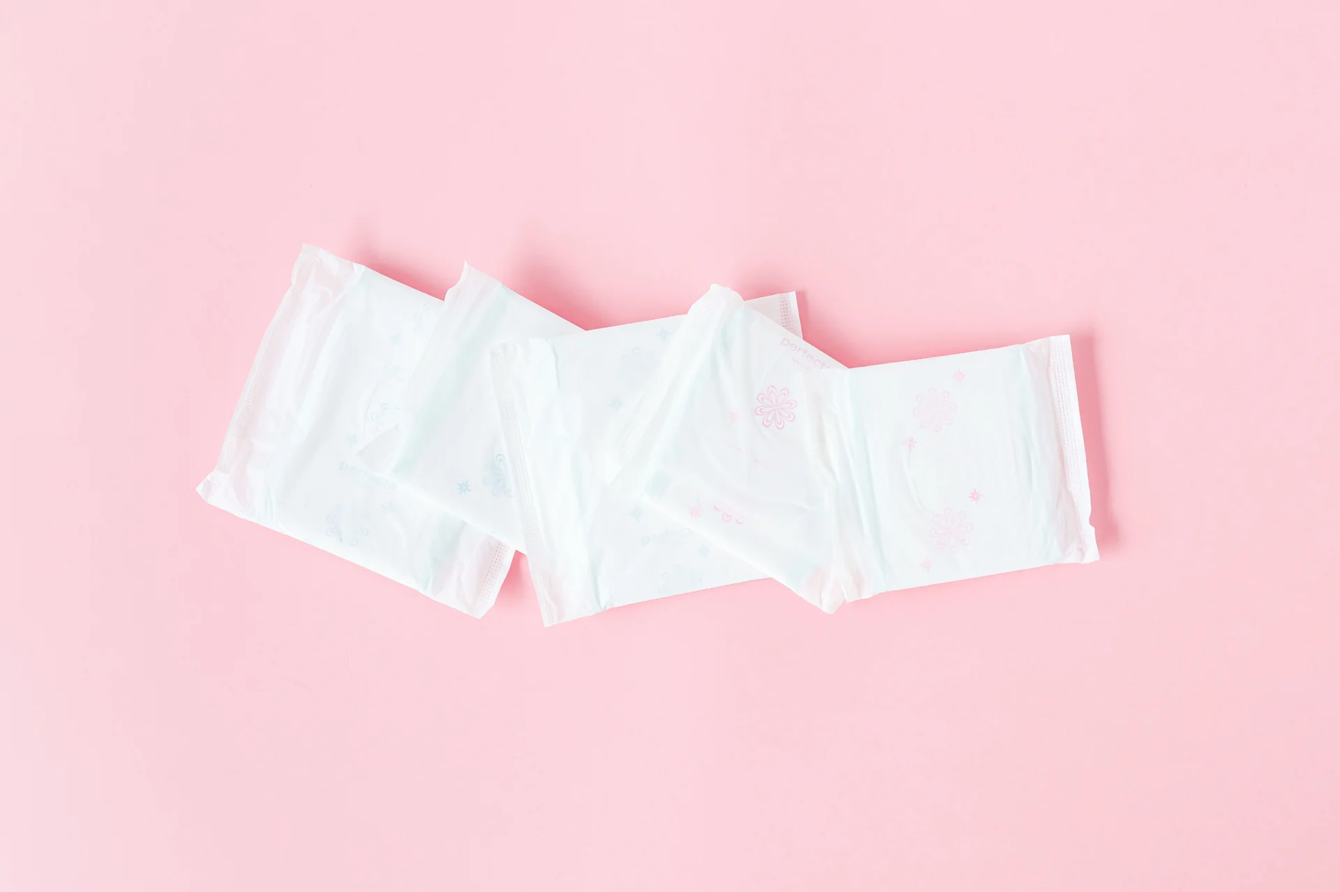Organic cotton pads packaging close-up